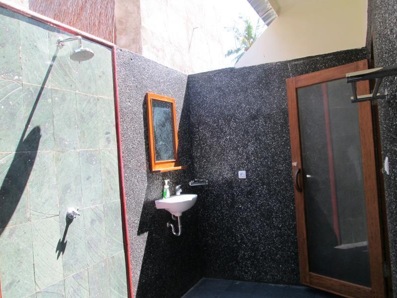 Bias Bungalows Gili Air Exterior photo
